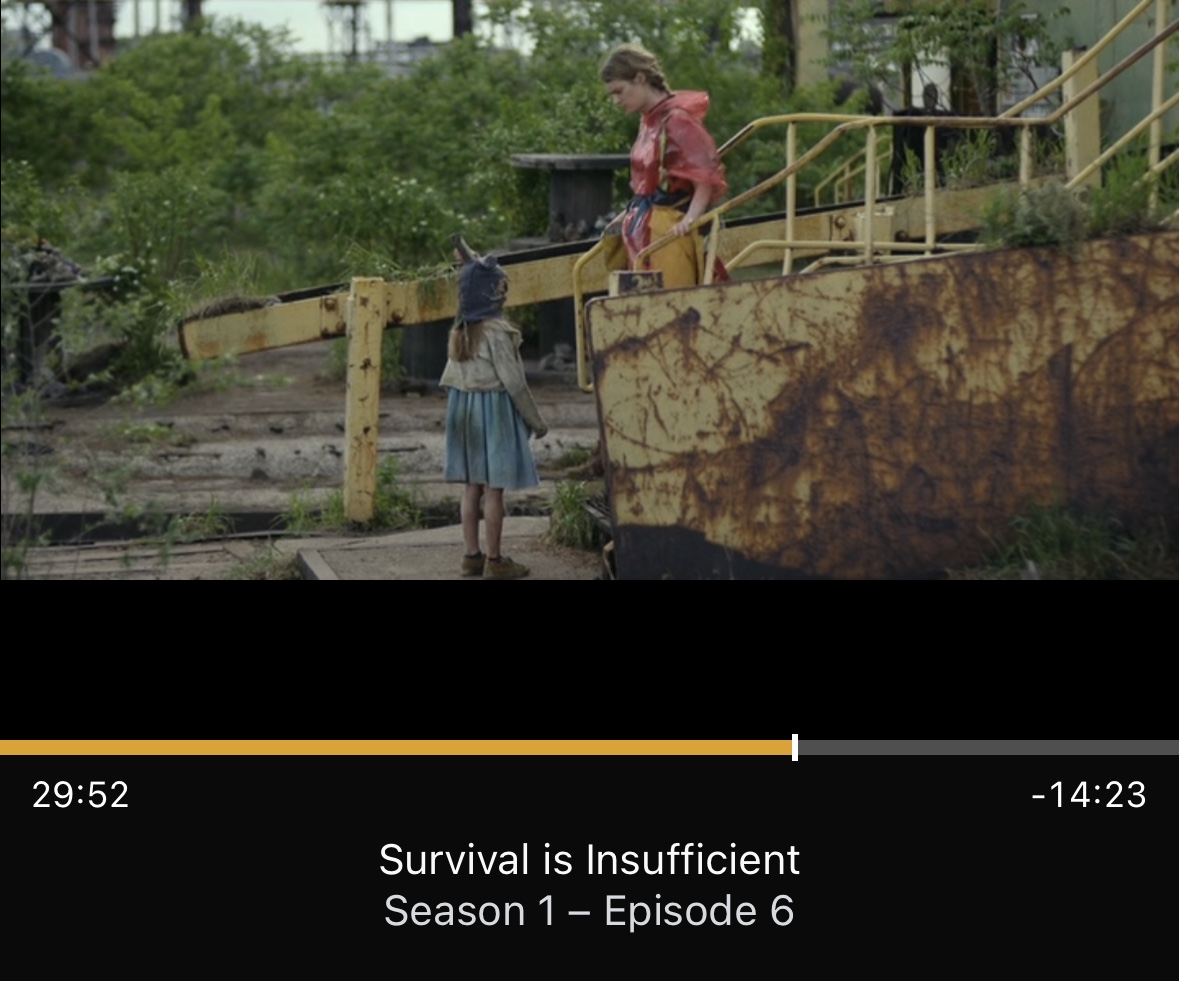 Station Eleven – S01 E06 (00:30:02)